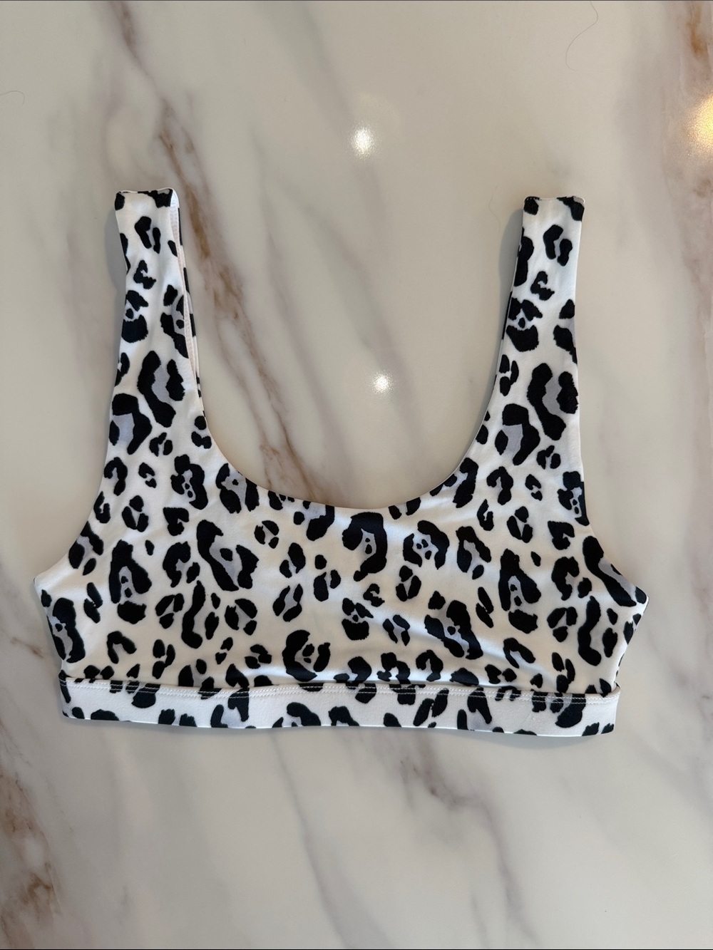 Fabletics Lola Snow Leopard Print Low Impact Sports Bra Bralette Small White